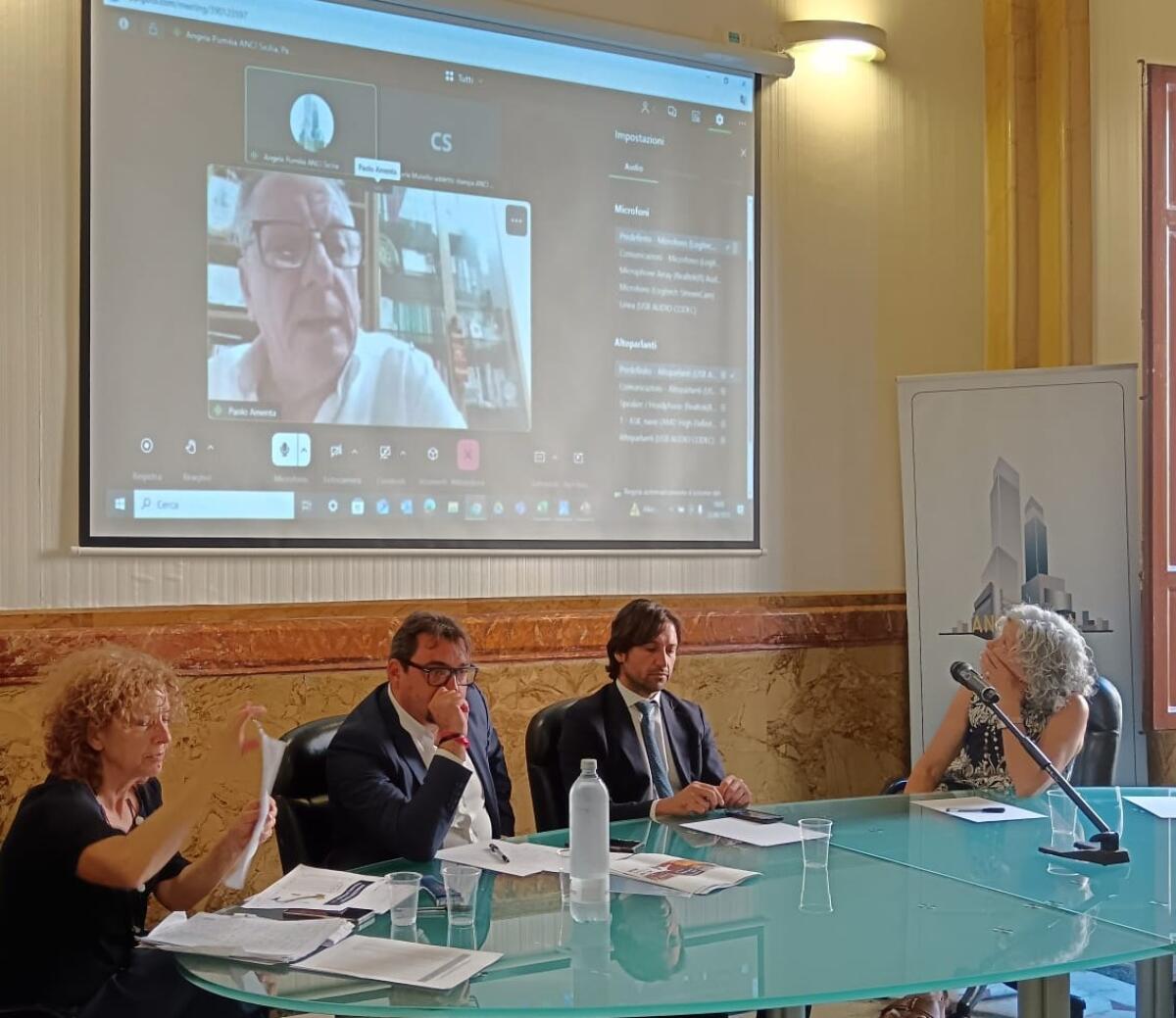 Giornata Mondiale del Migrante: ANCI Sicilia Rivela i Segreti per un'Accoglienza Efficace | L'Ingiuria dell'Indifferenza Minaccia il Futuro dei Nostri Comuni! -