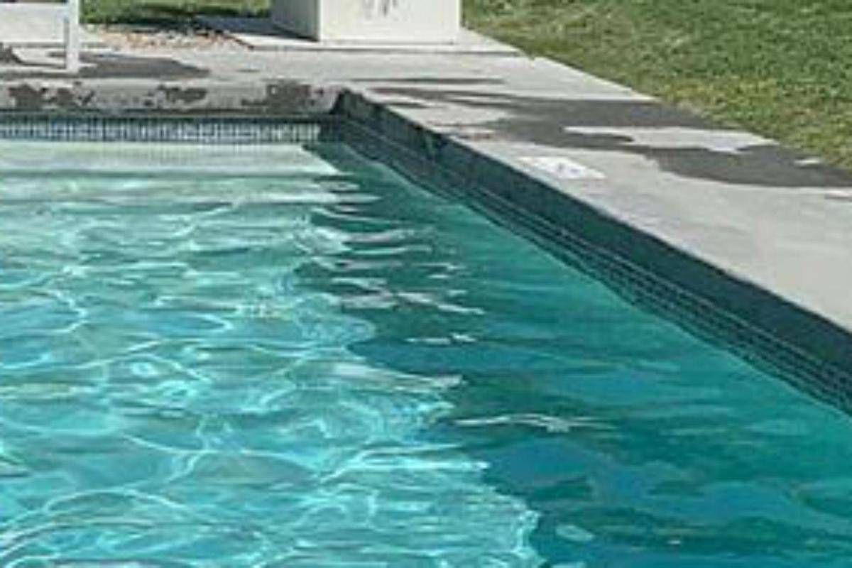 Morto bimbo di 4 anni che era caduto in piscina -
