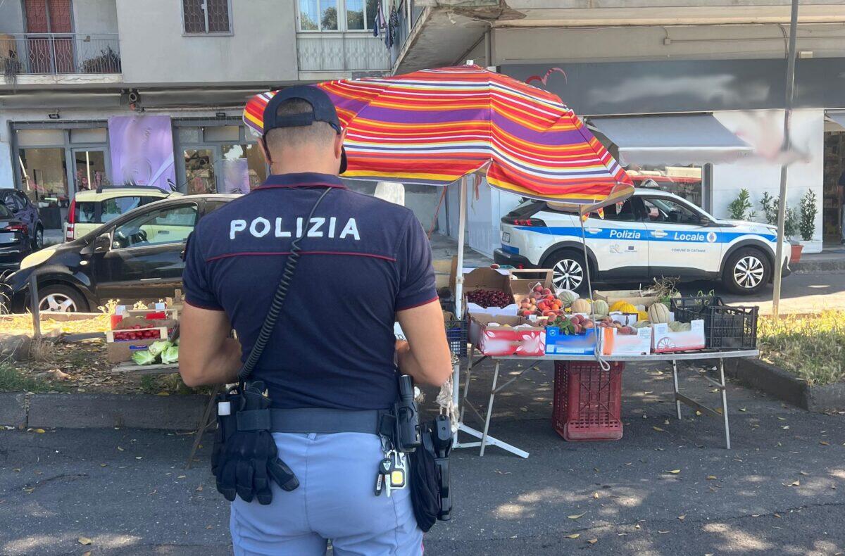 Catania: Oltre 600 chili di cibo sequestrati dalla Polizia | Scopri perché il fenomeno dell'abusivismo è più grave di quanto pensi! -