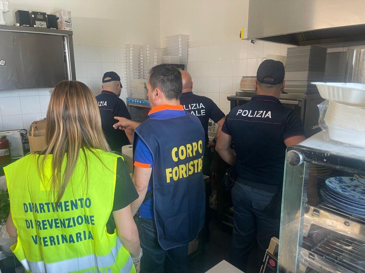 Sanzioni da record a Catania | Scopri perché i venditori ambulanti temono la Polizia! - 