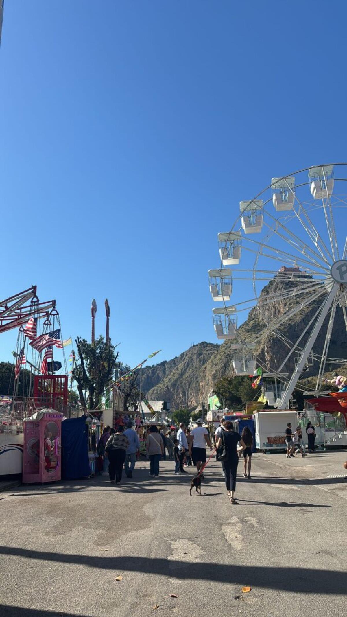Festa a Palermo | Scopri come centinaia di bambini hanno sperimentato la gioia grazie a giostre gratuite! -