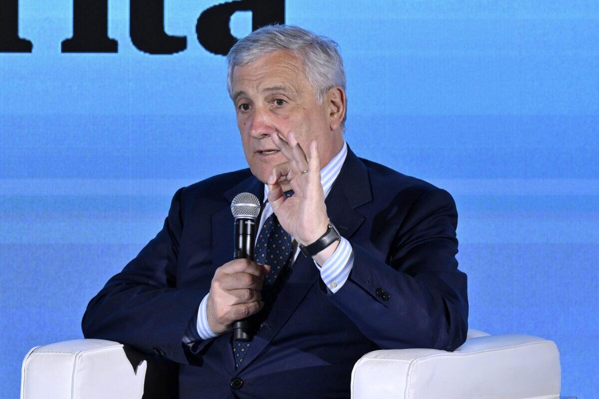 Tajani avverte: nuove sanzioni a Mosca in arrivo | Putin cambierà davvero direzione? -