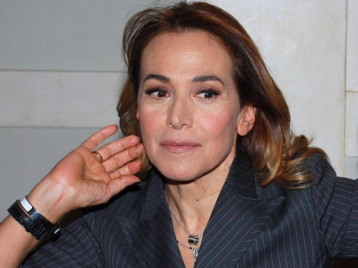 Barbara D'Urso non torna in Rai, non è prevista nei palinsesti autunnali - 