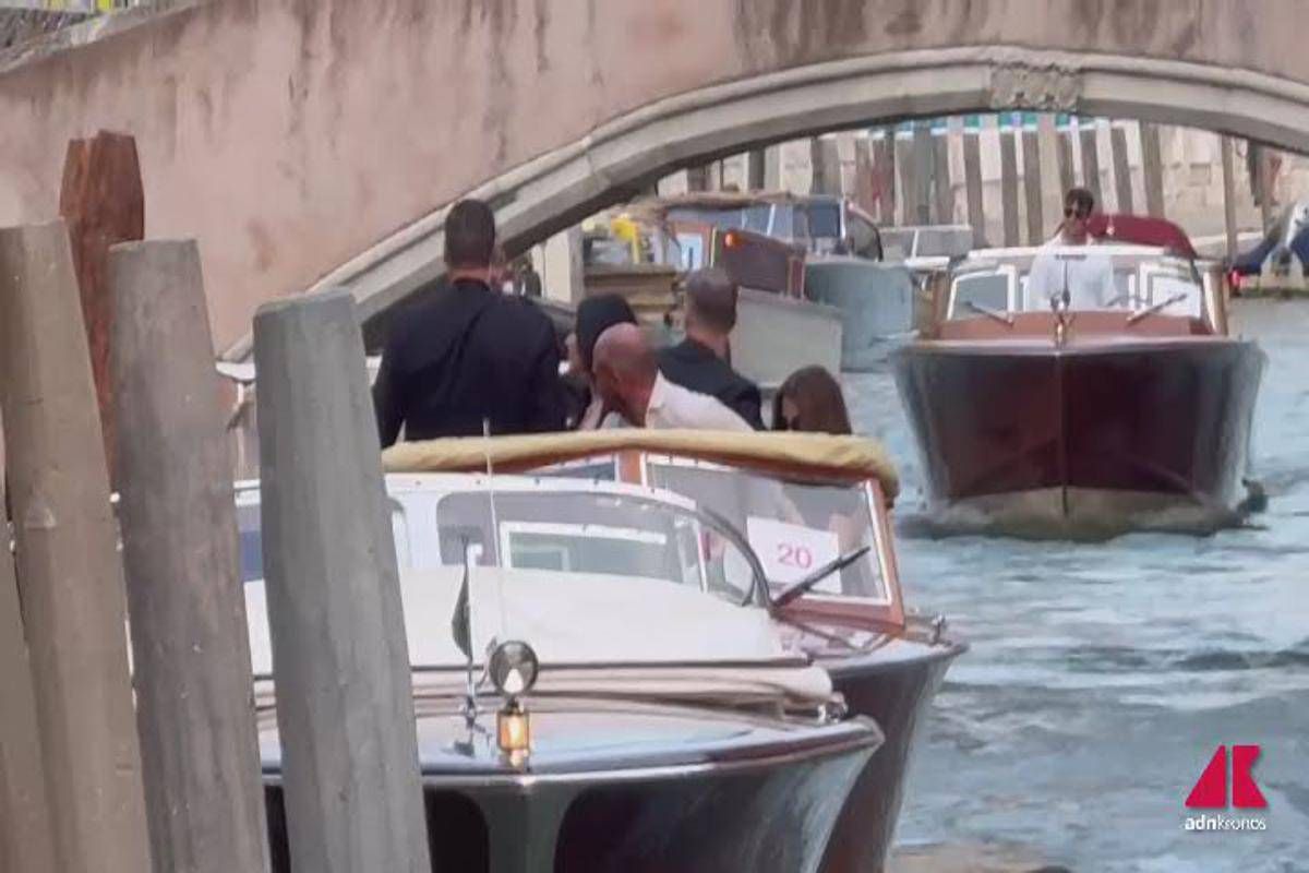Nozze Bezos, l'arrivo di Leonardo DiCaprio e delle sorelle Kardashian alla festa - Video -