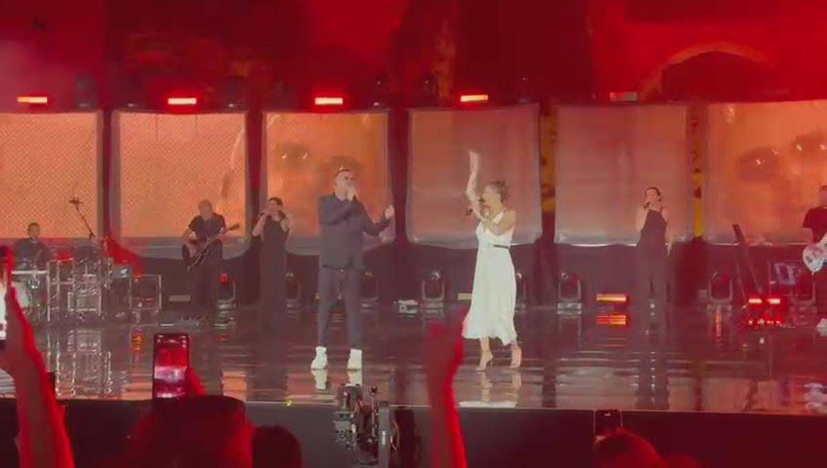 Alessandra Amoroso, oltre 4mila fan a Caracalla: tra gli ospiti Annalisa e Panariello - Video - 