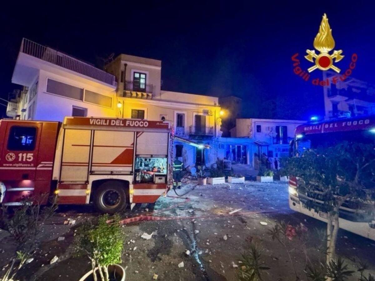 Esplosione e crollo spettacolari a Palermo | La veritĂ che tutti ignorano! -