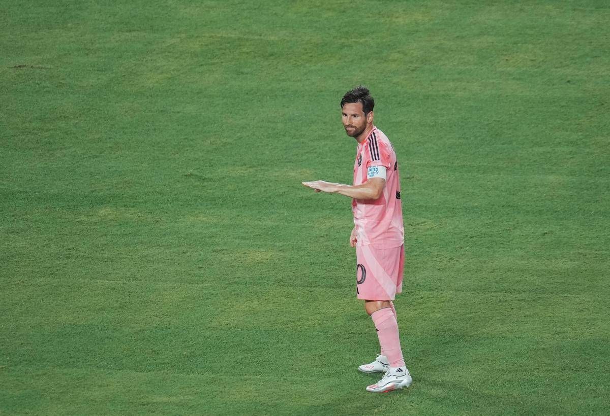 Stadio pieno, Messi 'tornato' meme e... Trezeguet: com'è andato il debutto del Mondiale per Club -