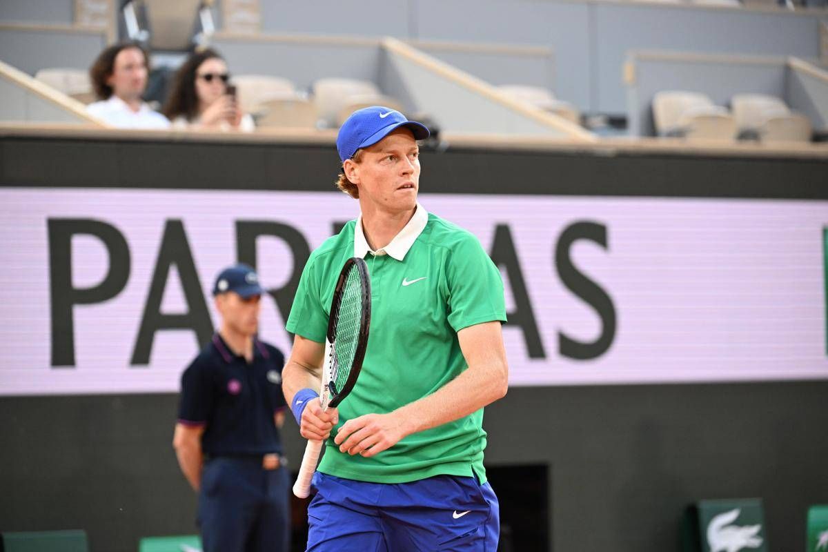 Roland Garros, Sinner vola in semifinale: "Djokovic-Zverev? La guarderò... poco" -