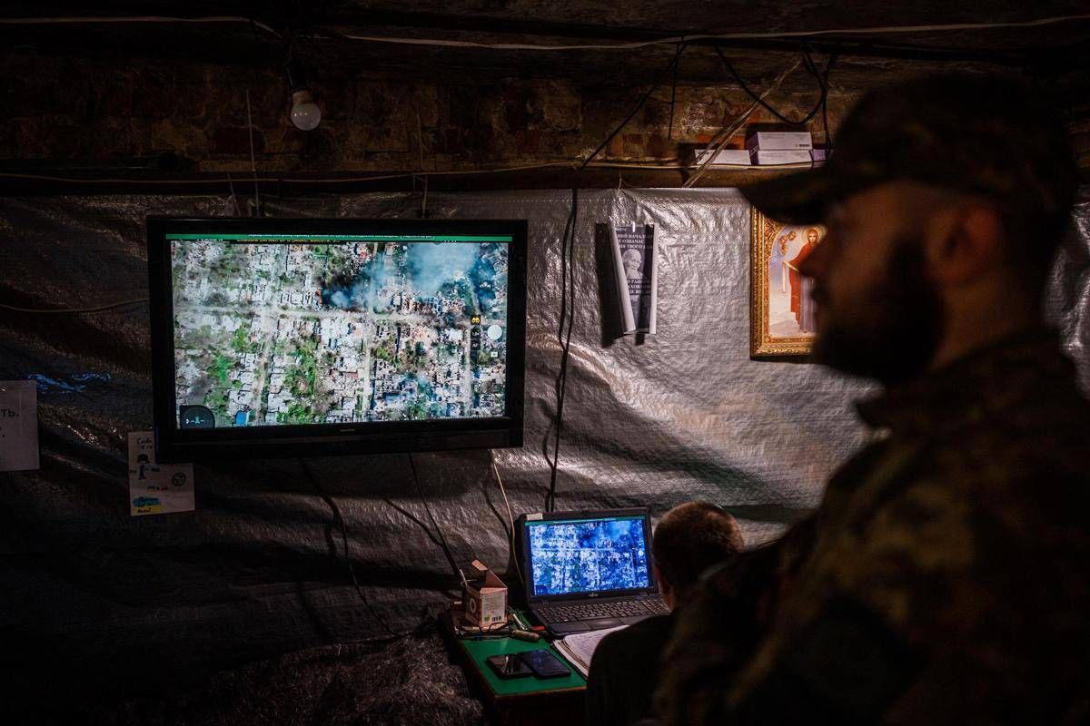 Ucraina lancia operazione contro bombardieri russi: "Distrutti 40 aerei" - 