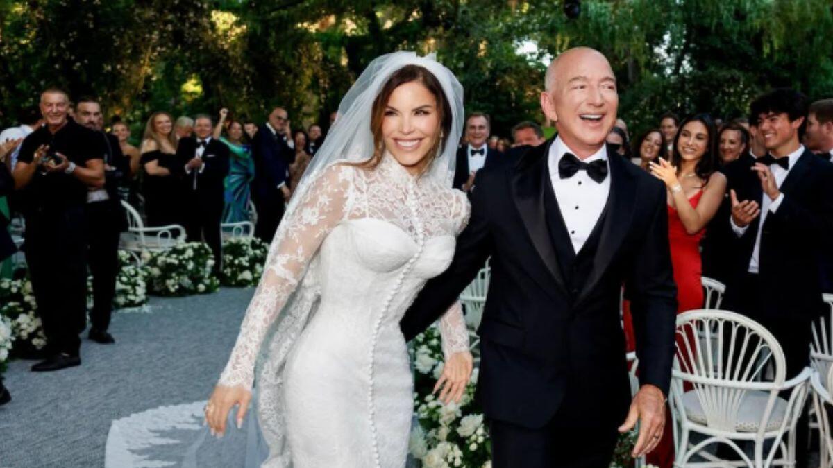 Sposi miliardari festeggiano a Venezia | Ma perché le polemiche non si arrestano? -