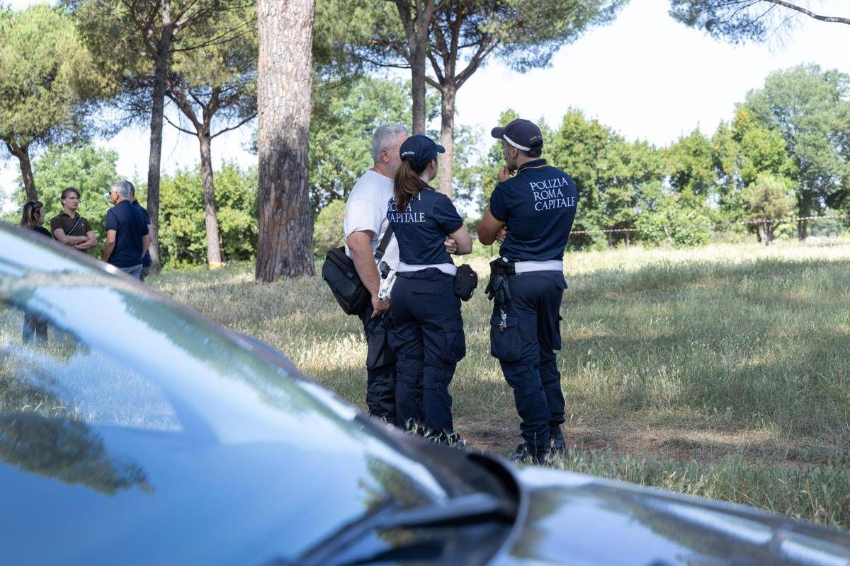 Madre e figlia morte a Villa Pamphili, killer arrestato 5 volte in Usa per violenze -