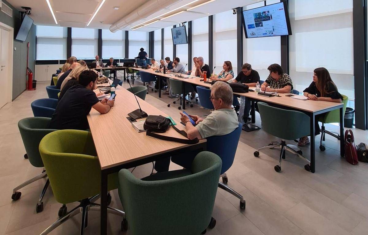 Sanità, accordo Aran-sindacati sul rinnovo del contratto: aumenti fino a 172 euro al mese -