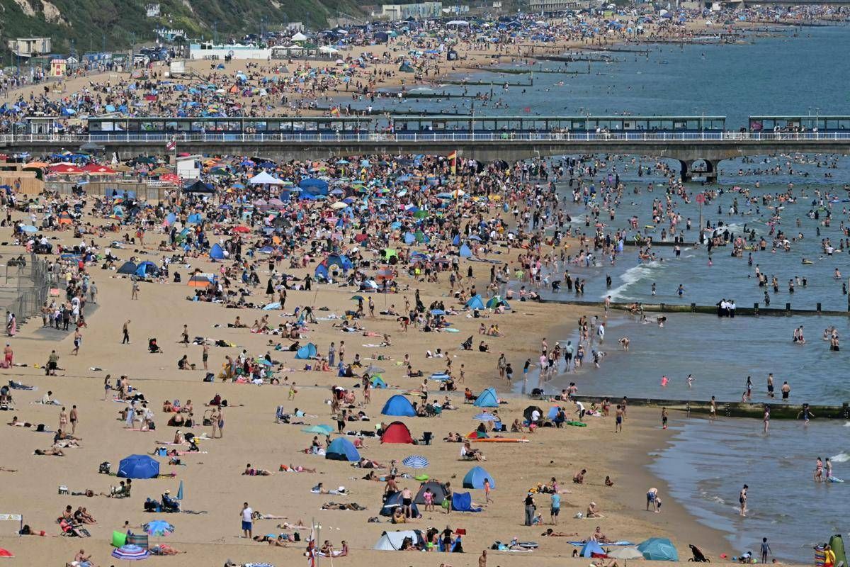 Europa nella morsa del caldo infernale: oltre 40 gradi, le temperature non danno tregua -