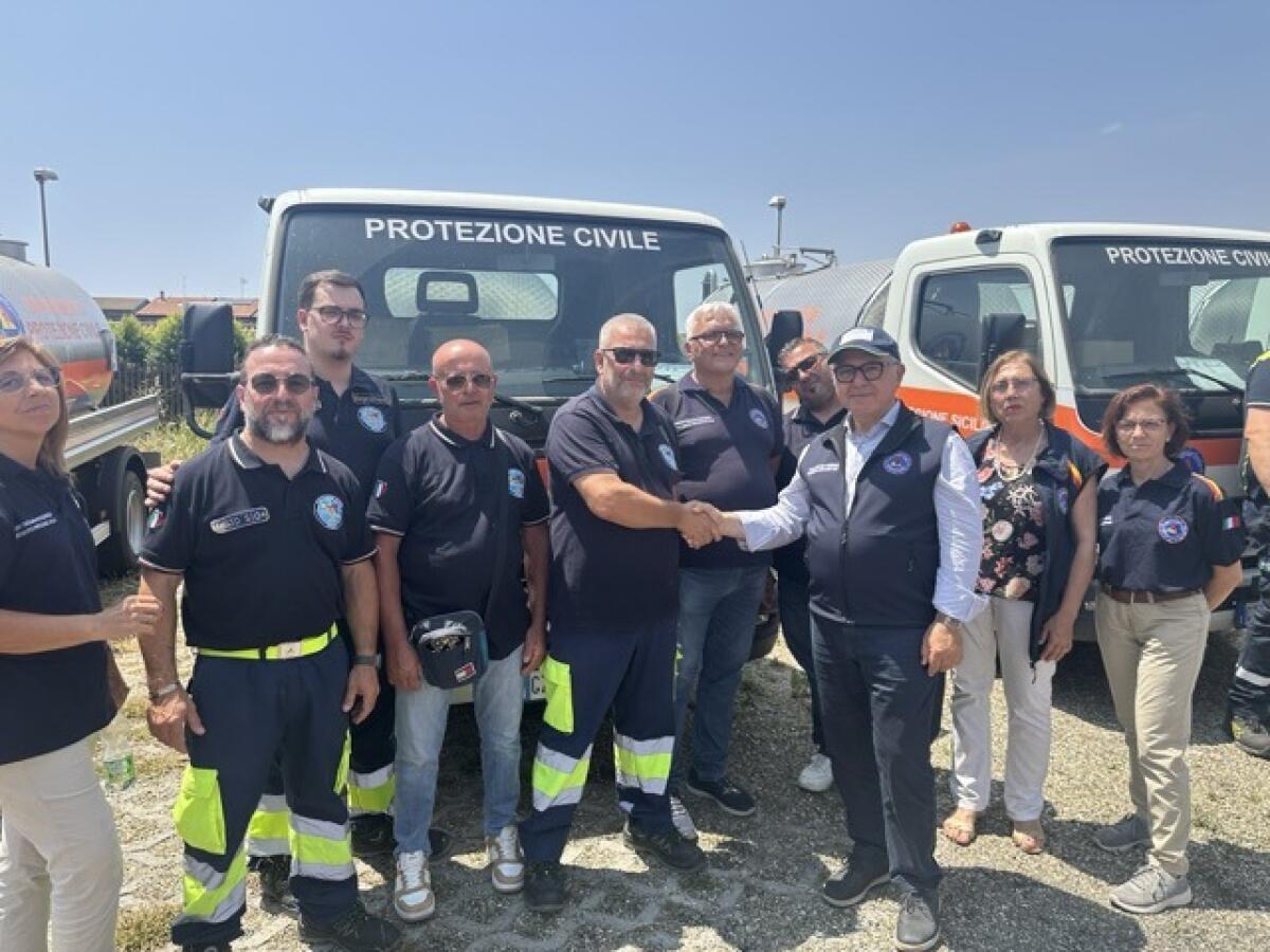 19 autobotti donate dalla Protezione Civile | Scopri come il volontariato sta cambiando la Sicilia! -