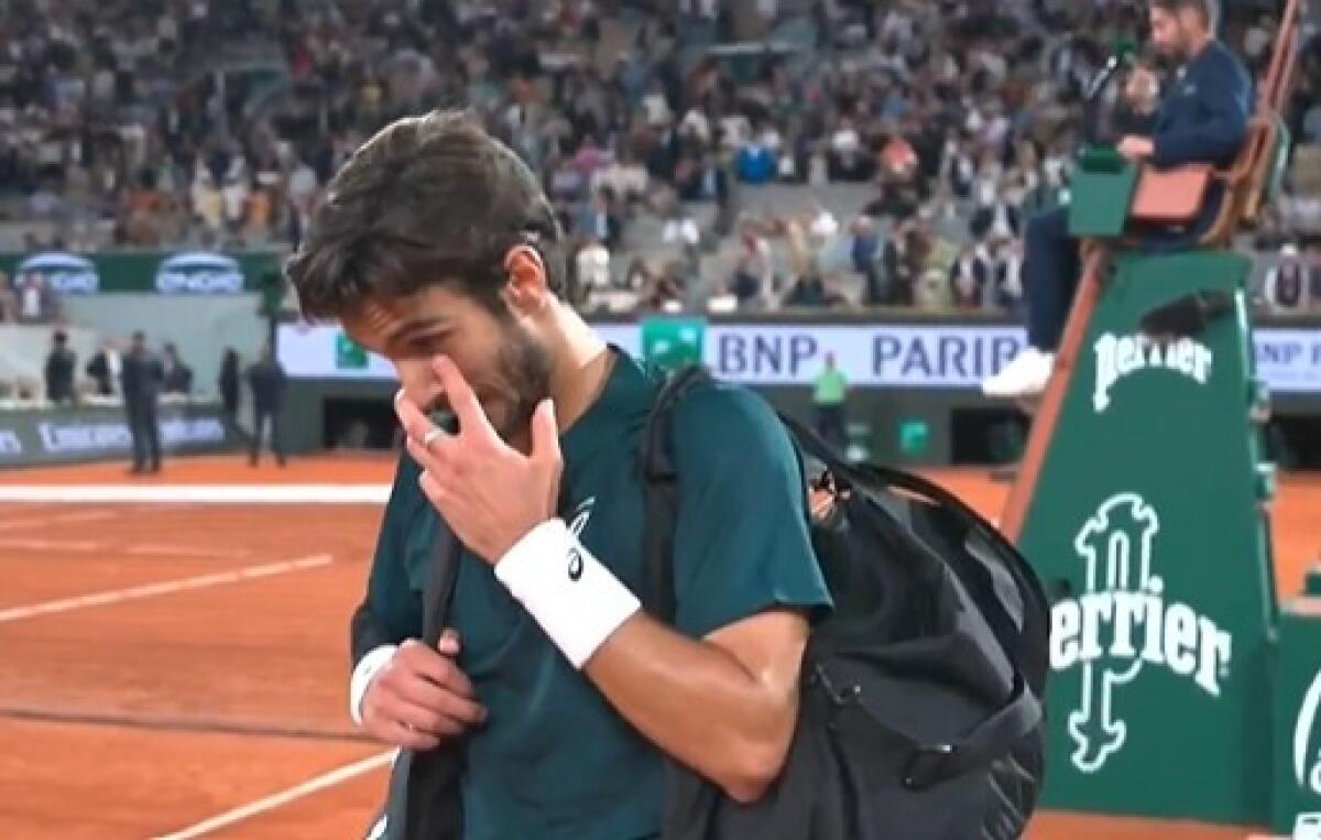 Alcaraz trionfa con un dominio inaspettato | Musetti si ritira e il sogno di una finale italiana svanisce! - 