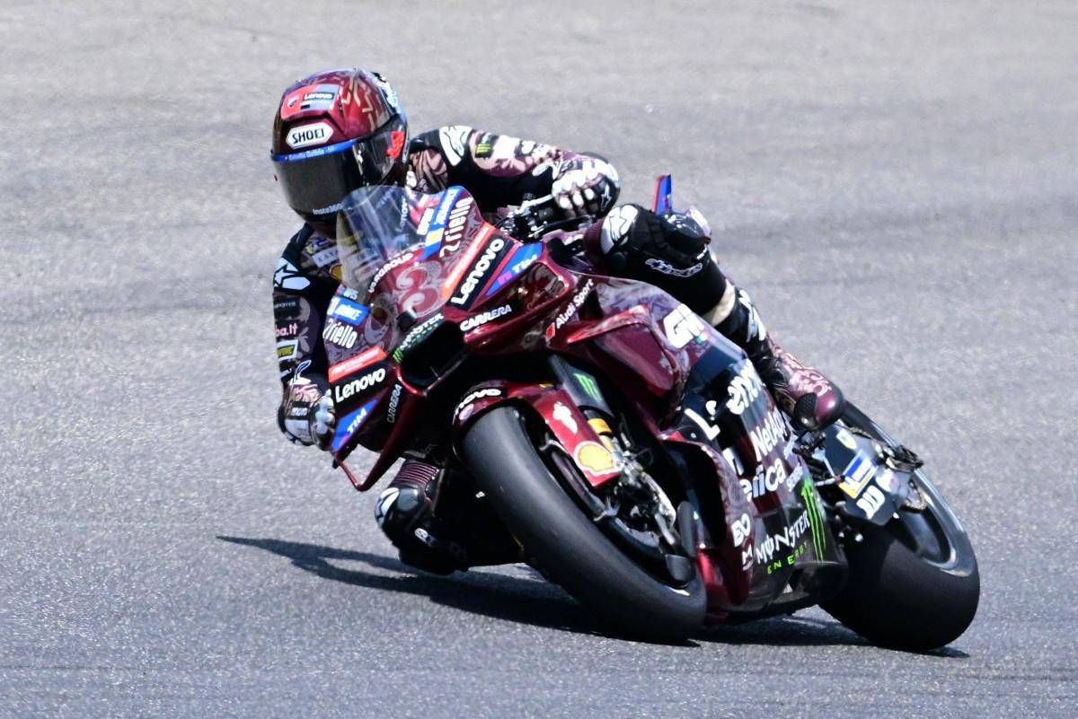 MotoGp, Marquez trionfa ancora al Mugello. Secondo il fratello Alex, beffa Bagnaia -