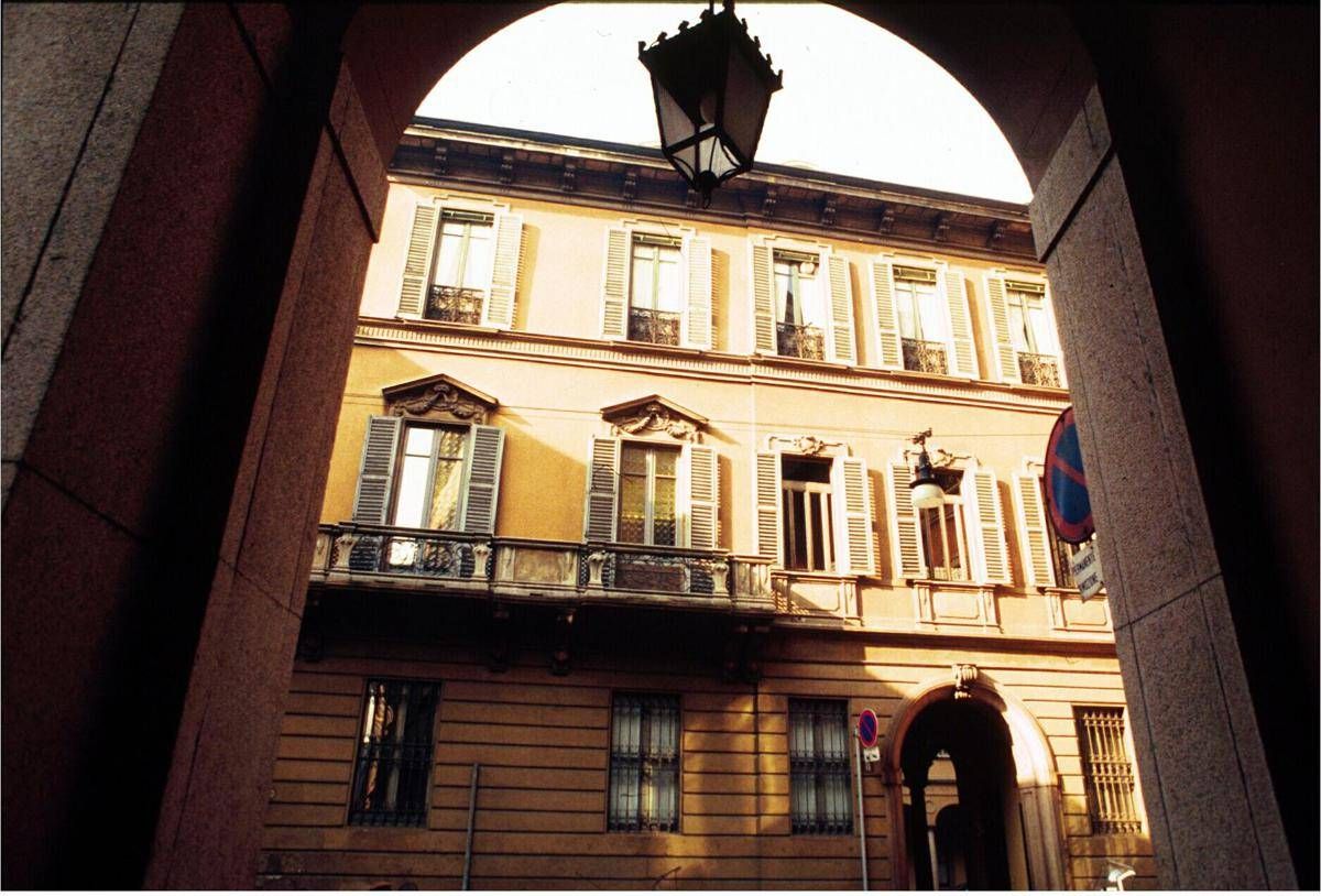 Mediobanca convoca cda straordinario, possibile rinvio assemblea - 