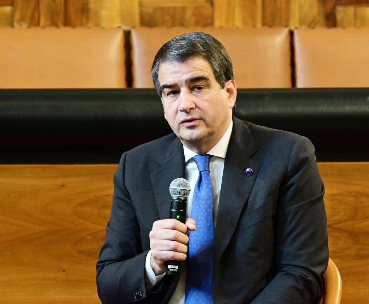 Imprese, Fitto: "Operatori registri imprese fondamentali per diritto e legalità mercato" -