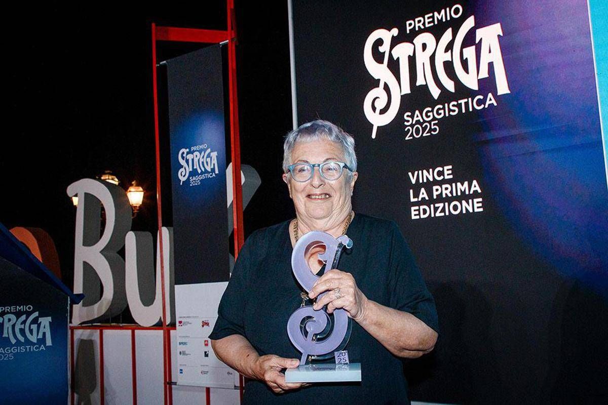 Anna Foa vince la prima edizione del Premio Strega Saggistica -