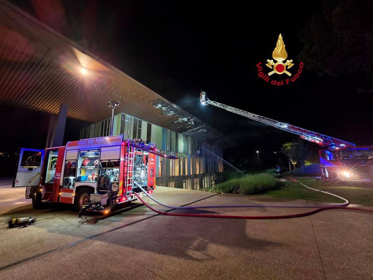 Firenze, incendio al Viola Park: indagato un giovane calciatore -