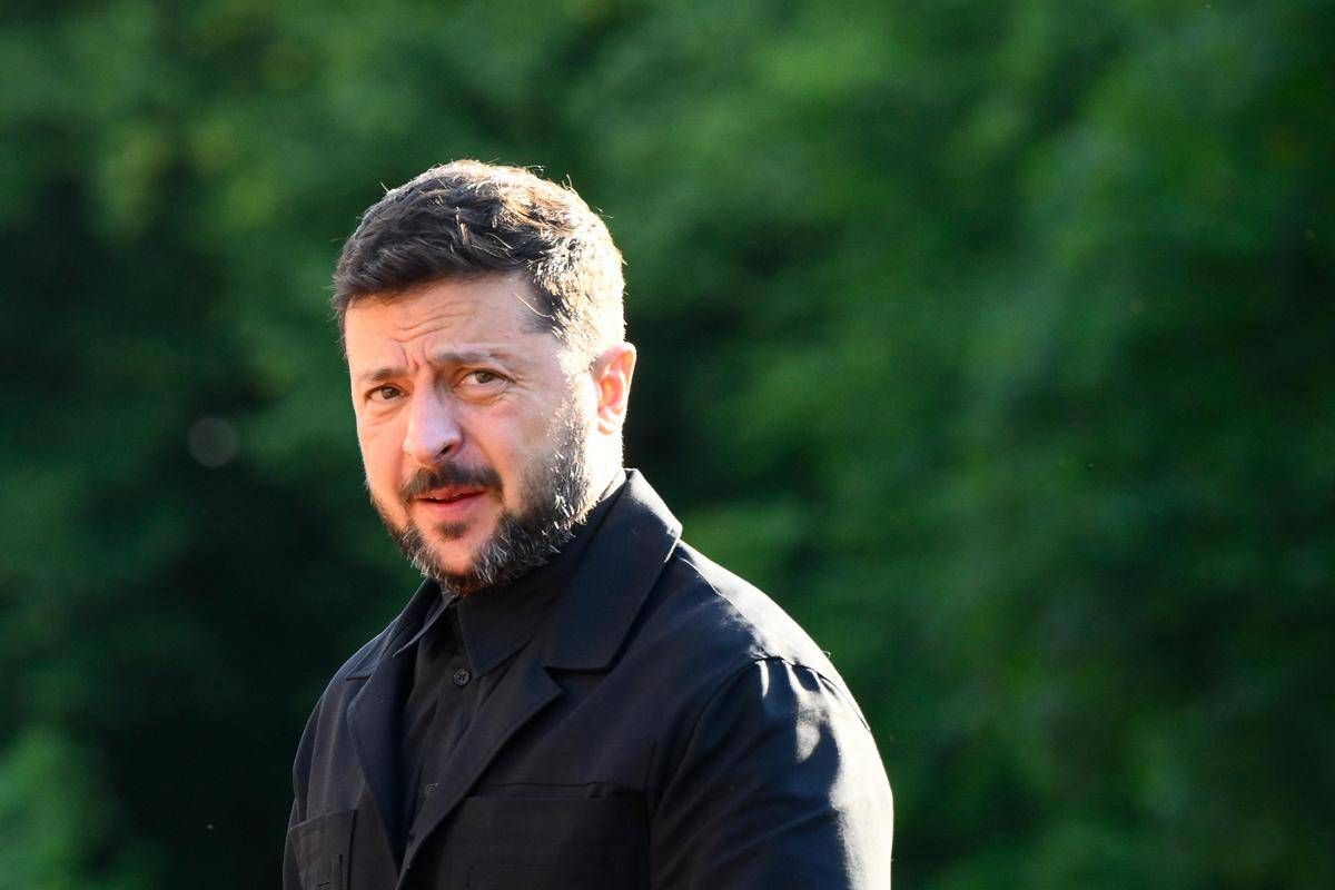 Ucraina, Zelensky parla con Trump: "Discusso di come raggiungere tregua e vera pace" -