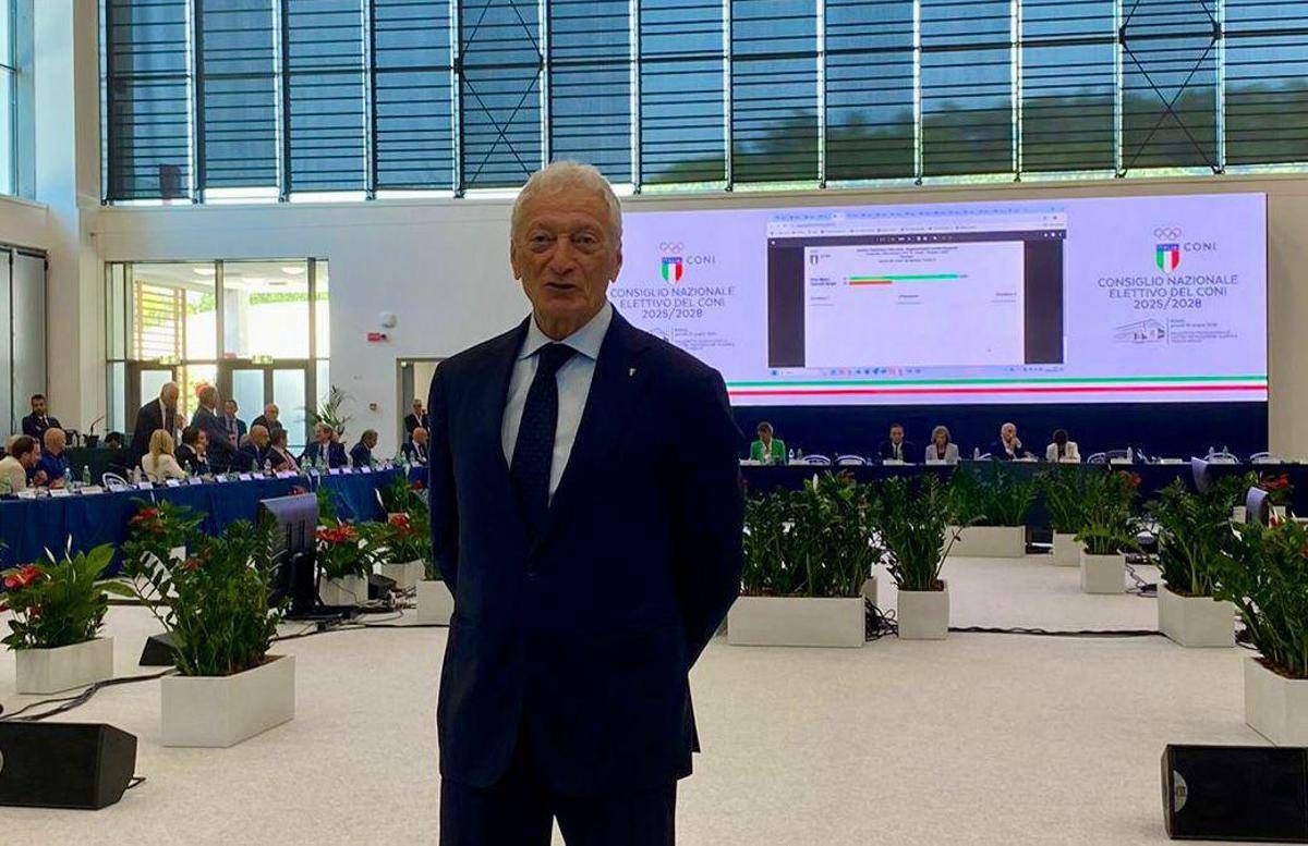 Coni, Luciano Buonfiglio è il nuovo presidente: "Lo sport di base al centro" -