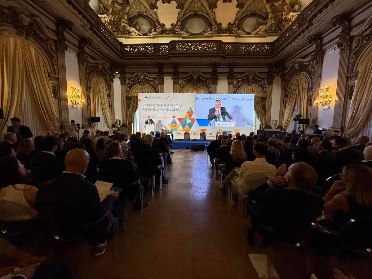 Assolavoro, con le agenzie 2 candidati su 5 impiegati entro un mese -
