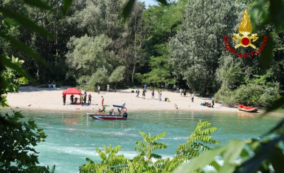 La "spiaggetta della morte" rischia di mietere nuove vittime | È ora di fermare la balneazione estiva? -