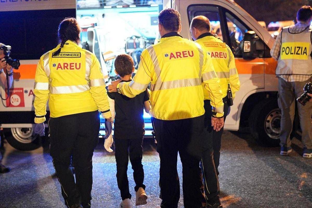 "In Italia potrò guarire": il video di Adam che sogna un maxi cubo di Rubik - 
