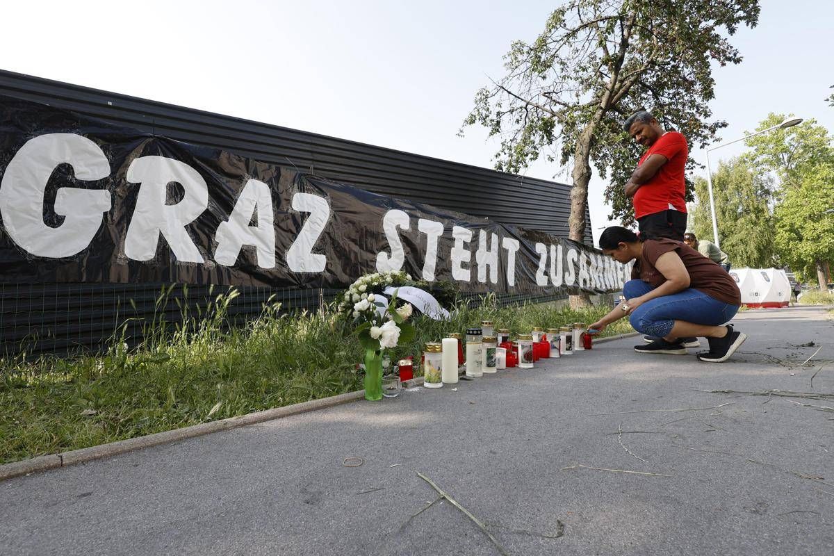 Austria, sparatoria a Graz: trovata bomba artigianale nell'abitazione dell'autore 21enne - 