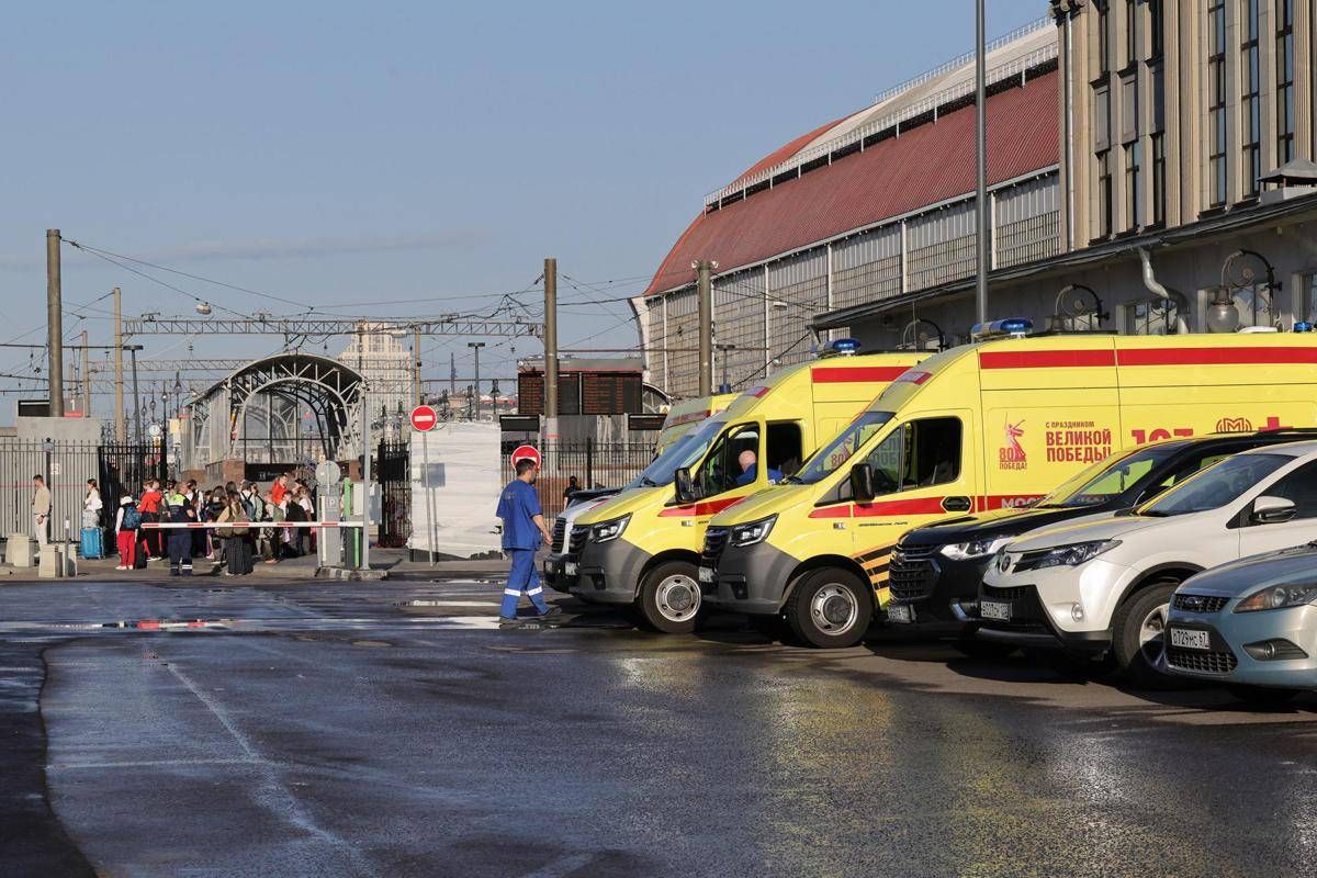 Russia, crollano due ponti ferroviari al confine con l'Ucraina: morti e feriti - 
