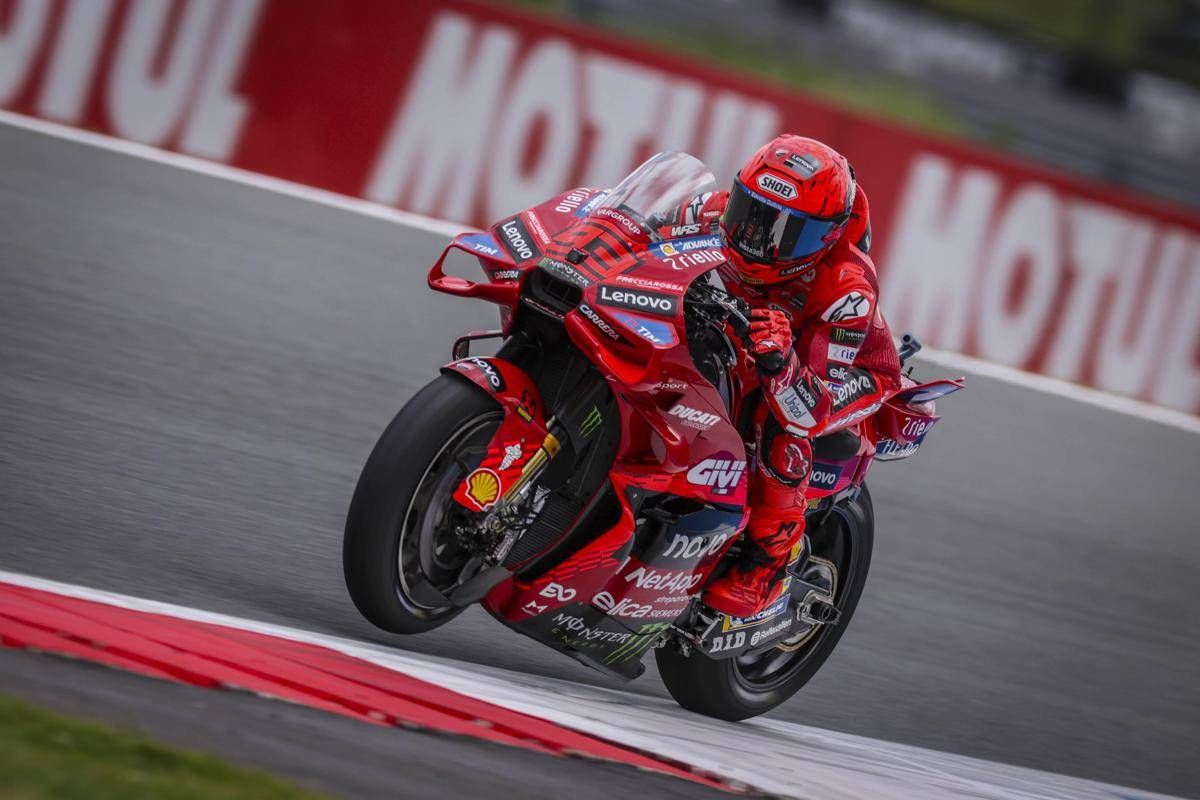 MotoGp, Marc Marquez vince gara sprint ad Assen. Quinto Bagnaia -