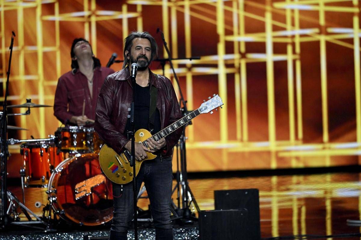 Omar Pedrini dopo l'operazione al cuore: "La voce è danneggiata, ma tornerà" -