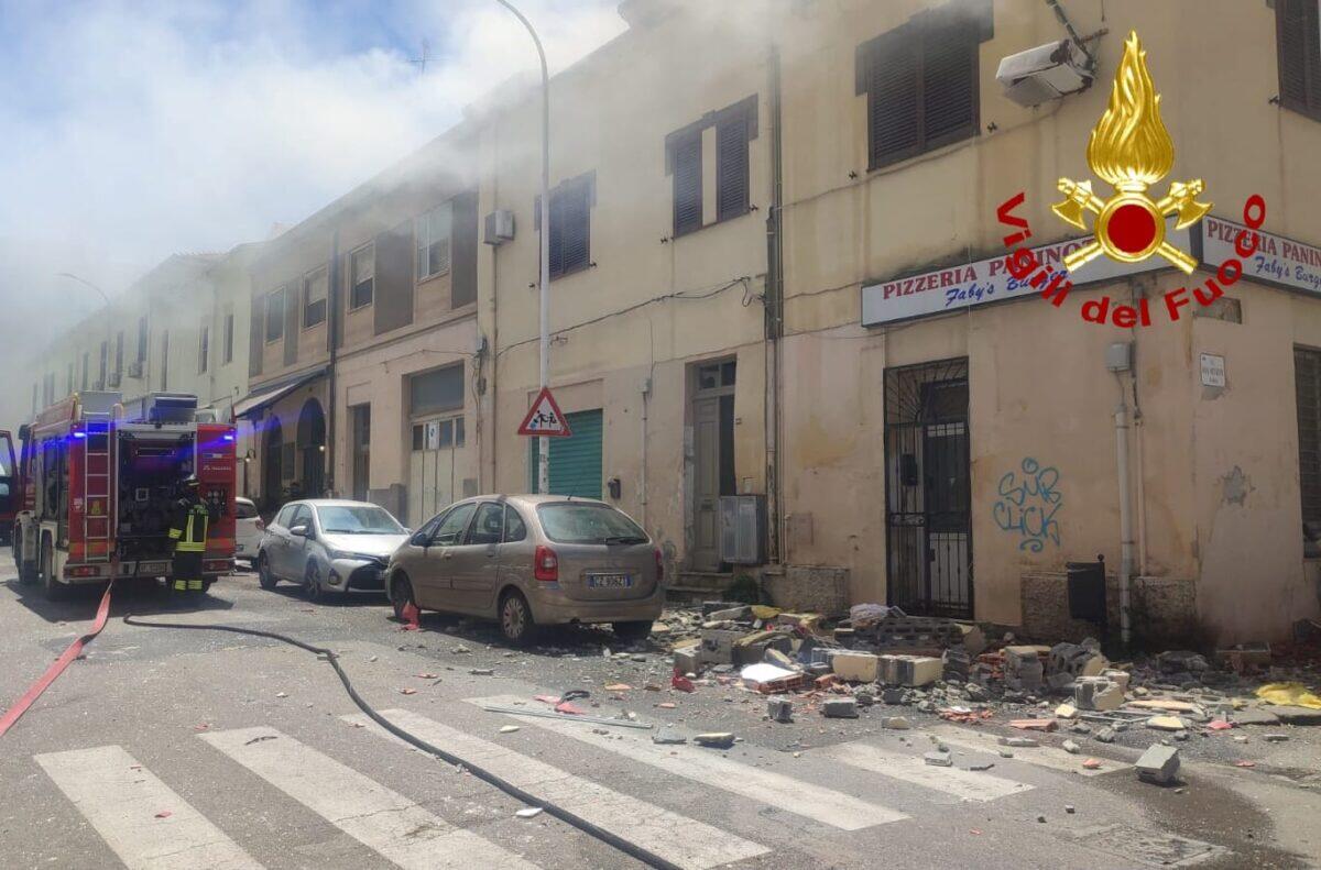 Esplosione devastante a Sassari | I vigili del fuoco rischiano la vita in un intervento shock! -