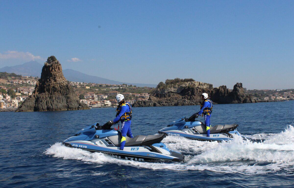 Controllo intensivo della POLIZIA a Catania | Scopri perché la sicurezza dei bagnanti è a rischio! -