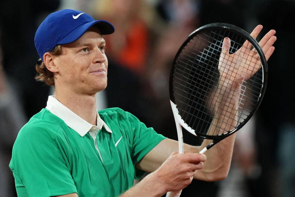 Sinner oggi, live al Roland Garros 2025 contro Djokovic. La diretta -