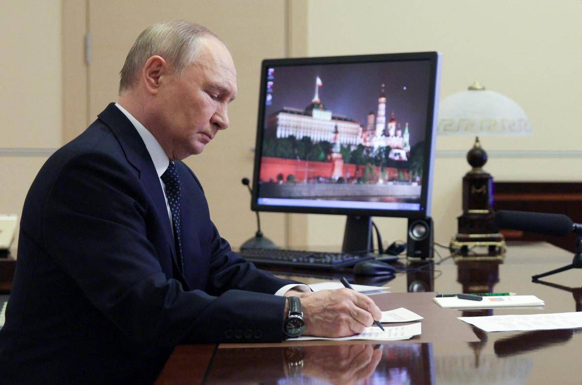 Ucraina, da Putin ancora nessun commento su maxi attacco Kiev: cresce timore per risposta Mosca - 