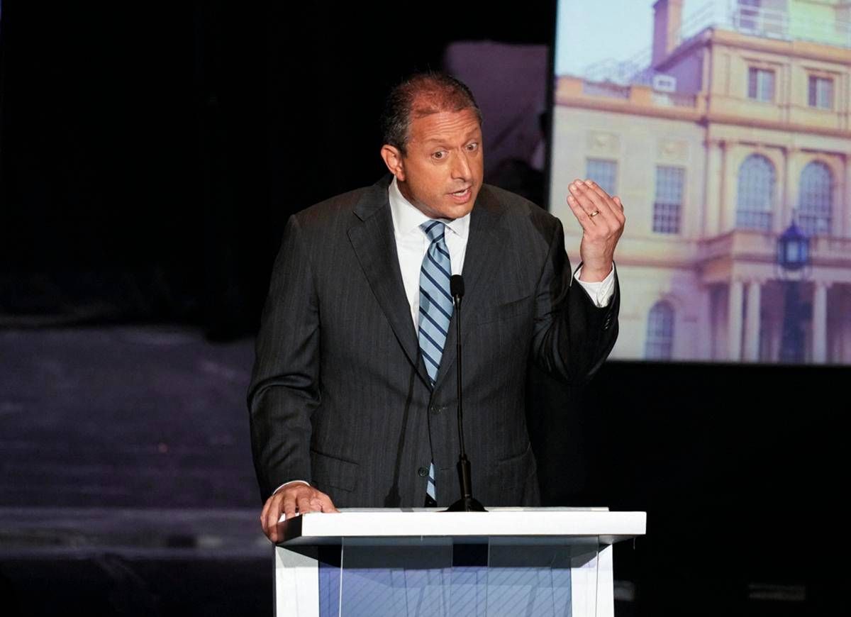 New York, agenti Ice arrestano candidato sindaco democratico -