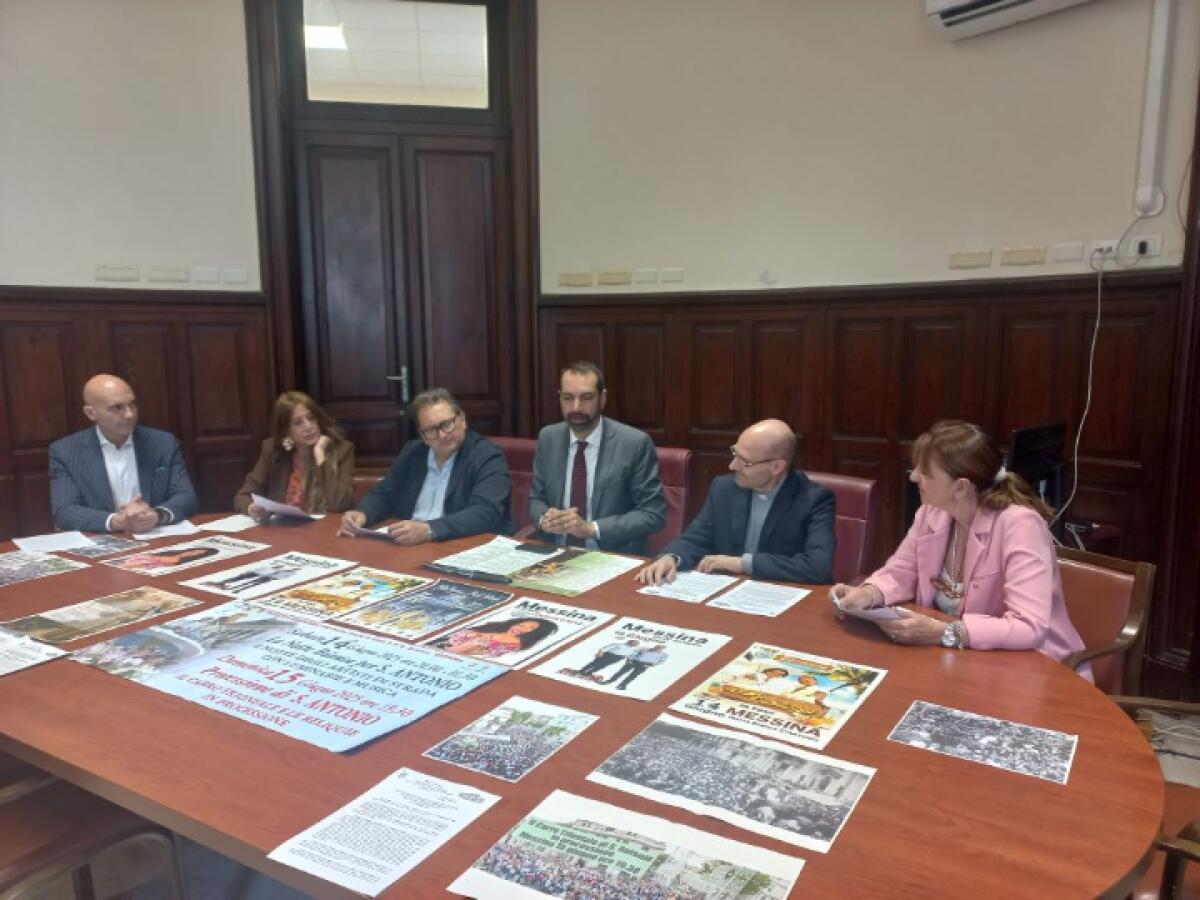 FESTEGGIAMENTI DA RECORD A MESSINA | Scopri perché il Comune di Messina attira migliaia di pellegrini ogni anno! -