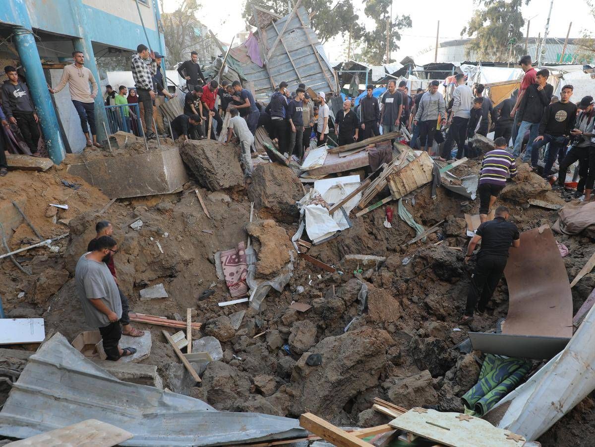 Gaza, Wafa: "All'alba di oggi 22 morti in raid di Israele nella Striscia" -