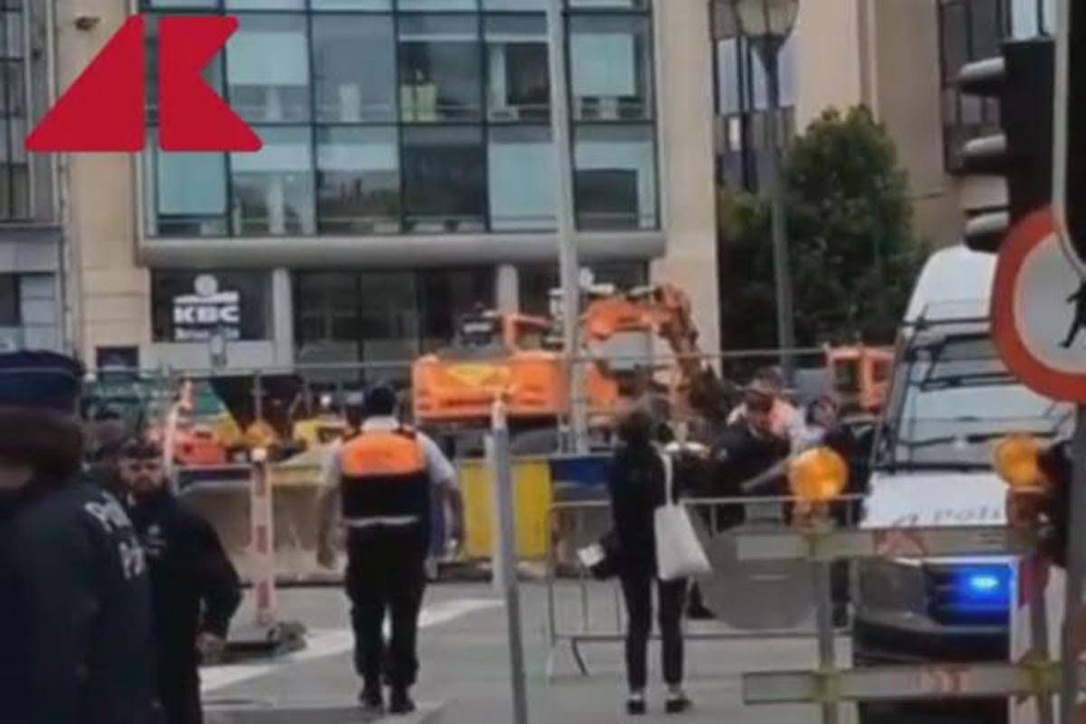 Bruxelles, tensioni polizia-manifestanti a protesta per Gaza - Video -