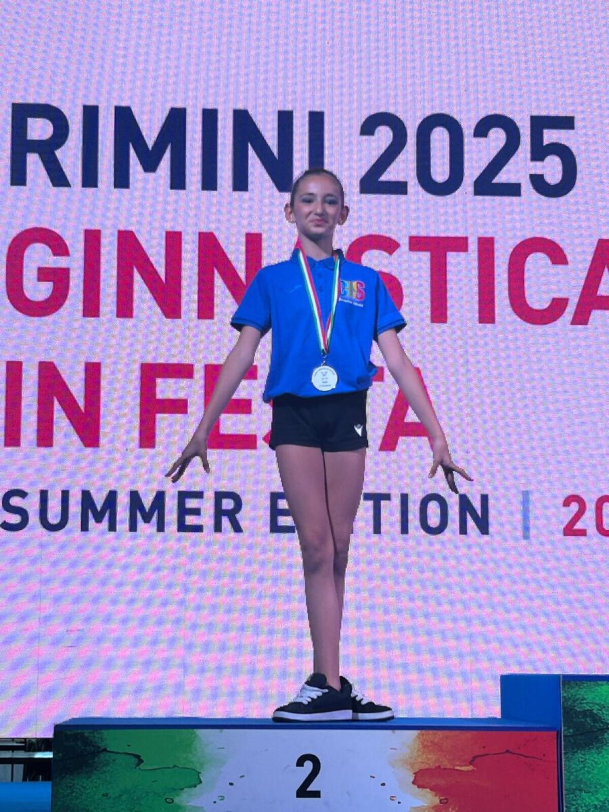 Aisha Pappalardo conquista l'argento nazionale con la palla | Scopri perché il CUS Catania è la vera fucina di talenti! -