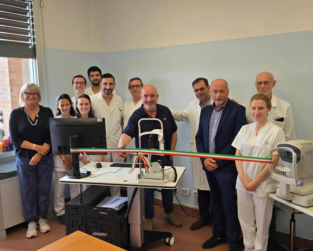 Reggio Emilia, Assit Group dona apparecchiatura per diagnosi e follow up uveite - 