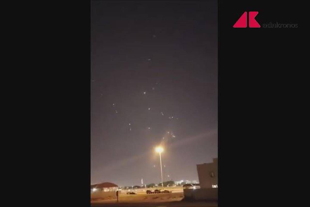Iran, missili contro base Usa in Qatar: esplosioni a Doha - Video -