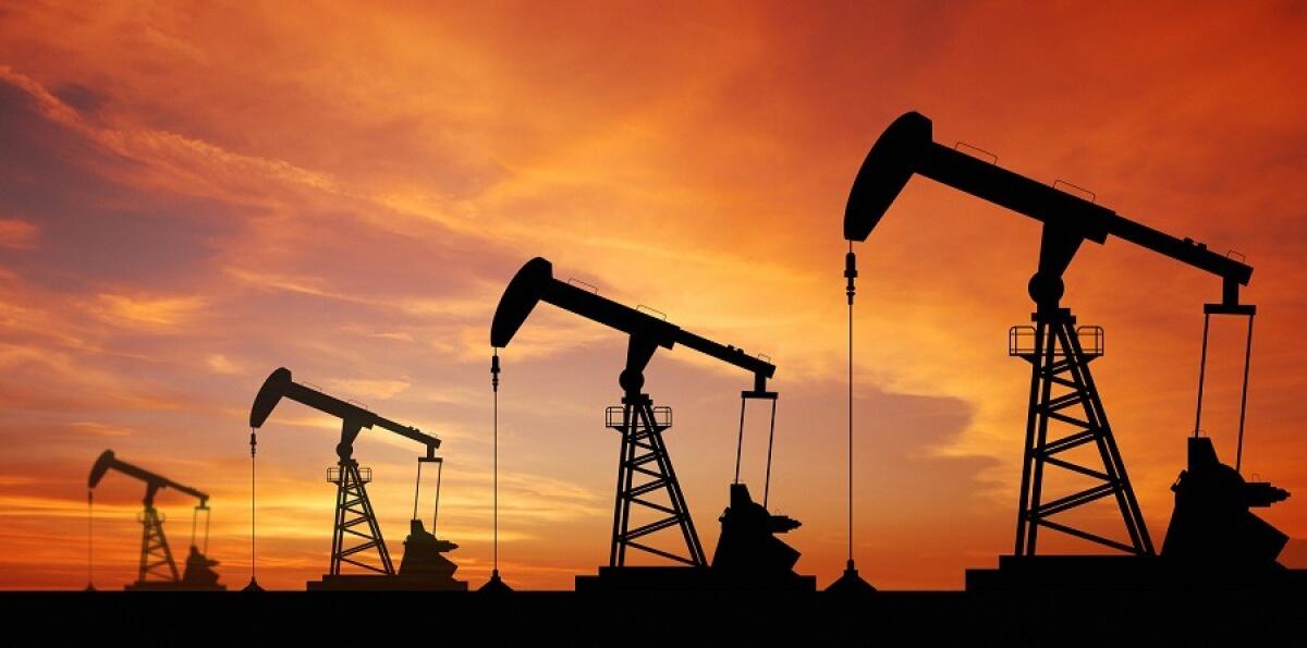 Petrolio in picchiata: cosa significa davvero per le tue finanze? | Scopri il colpo di scena che nessuno si aspettava! -