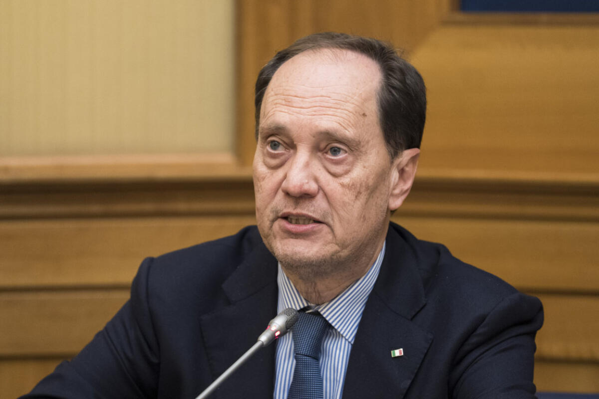 Spyware in Azione | Il Governo Giura di Seguire le Norme! - 