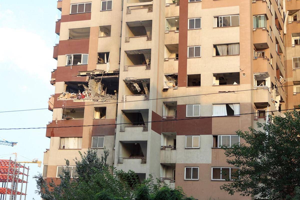 Israele attacca l'Iran, colpiti siti nucleari e vertici militari - 