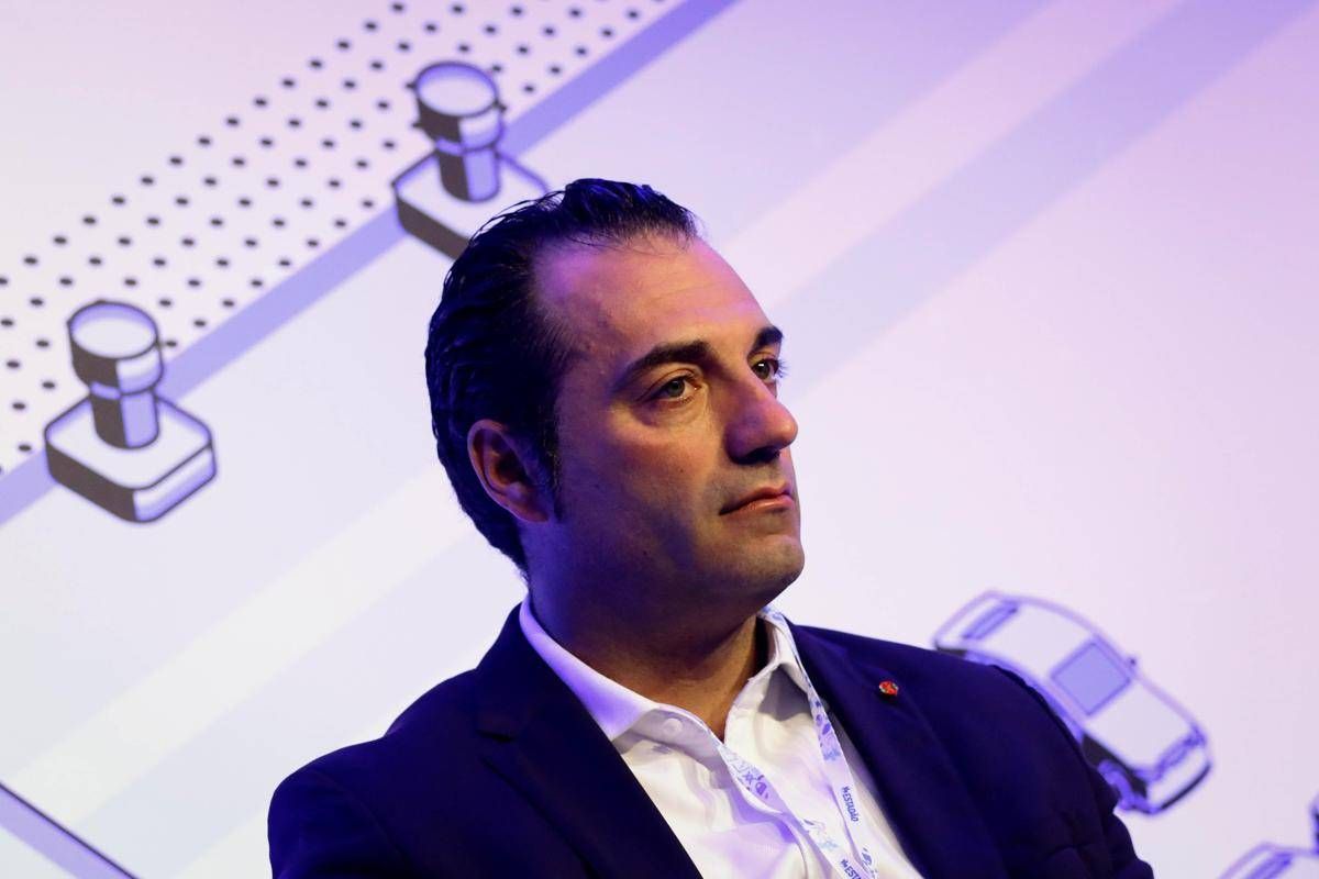 Stellantis, Filosa assume ruolo di ceo e annuncia nuova leadership team: tre italiani in squadra - 
