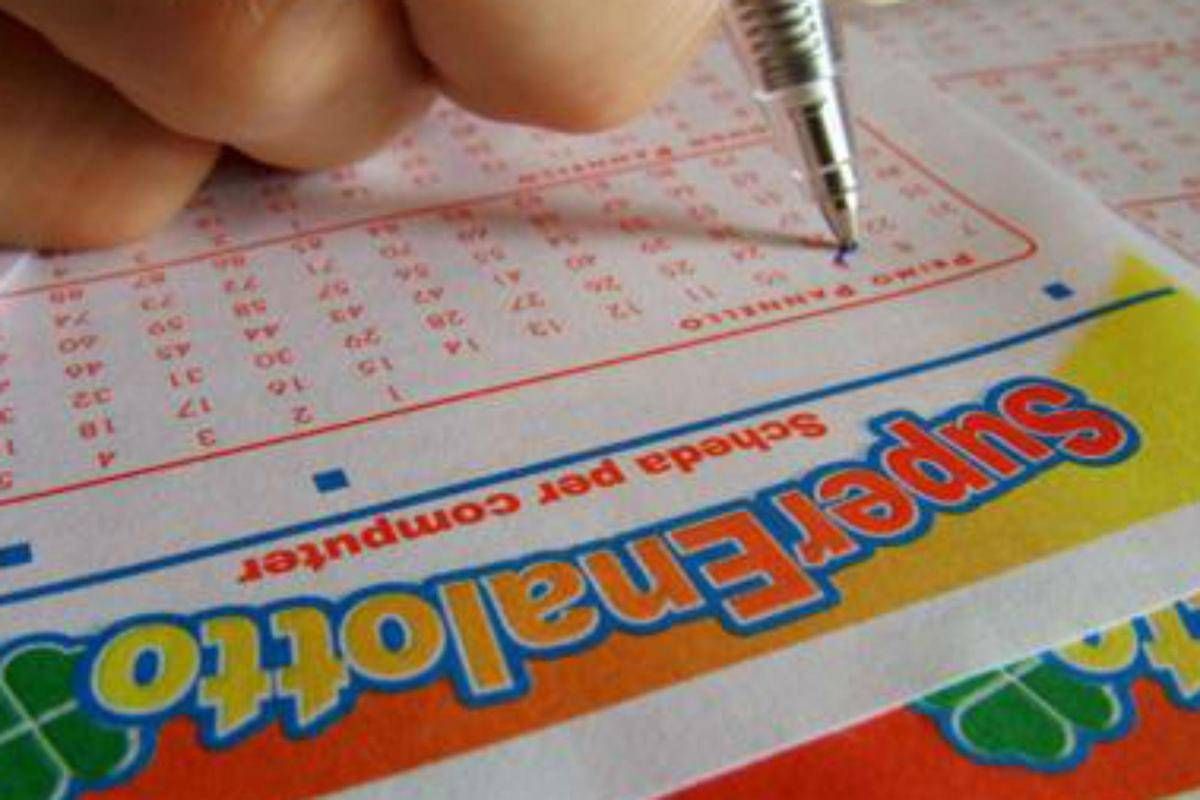 SuperEnalotto, numeri combinazione vincente 20 giugno -
