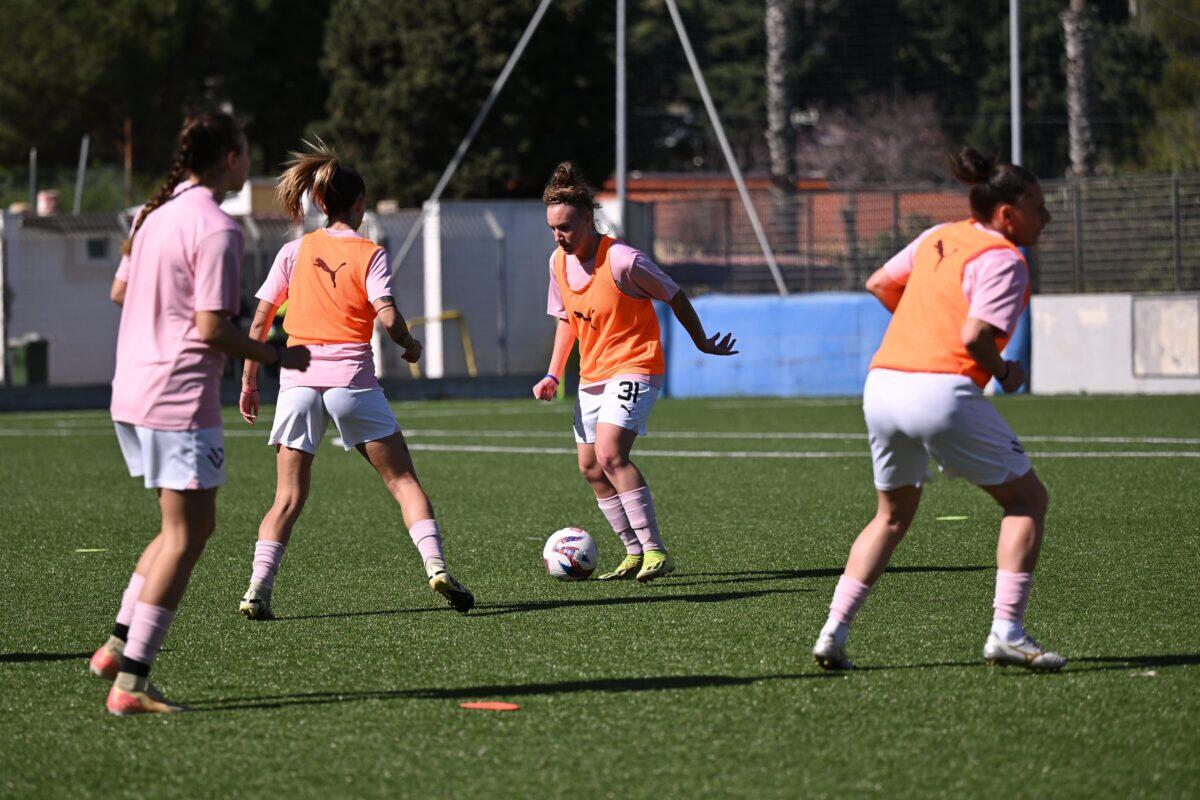 Palermo FC sorprende: ecco le calciatrici che sfideranno il Frosinone Femminile! | Ti stupirà chi manca alla lista! -